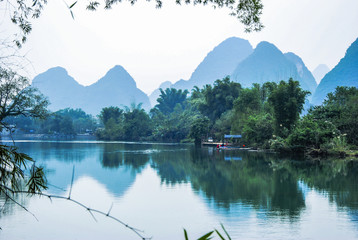 谁能帮我找到关于四年级下简便运算的300道题