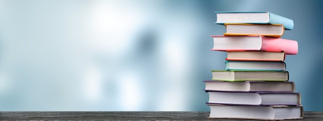 谁能帮我找到关于四年级下简便运算的300道题